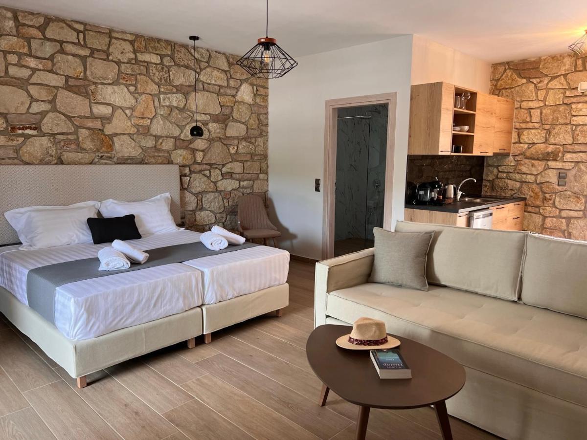 Michelangelo Suites And Apartments Valanidorachi Extérieur photo