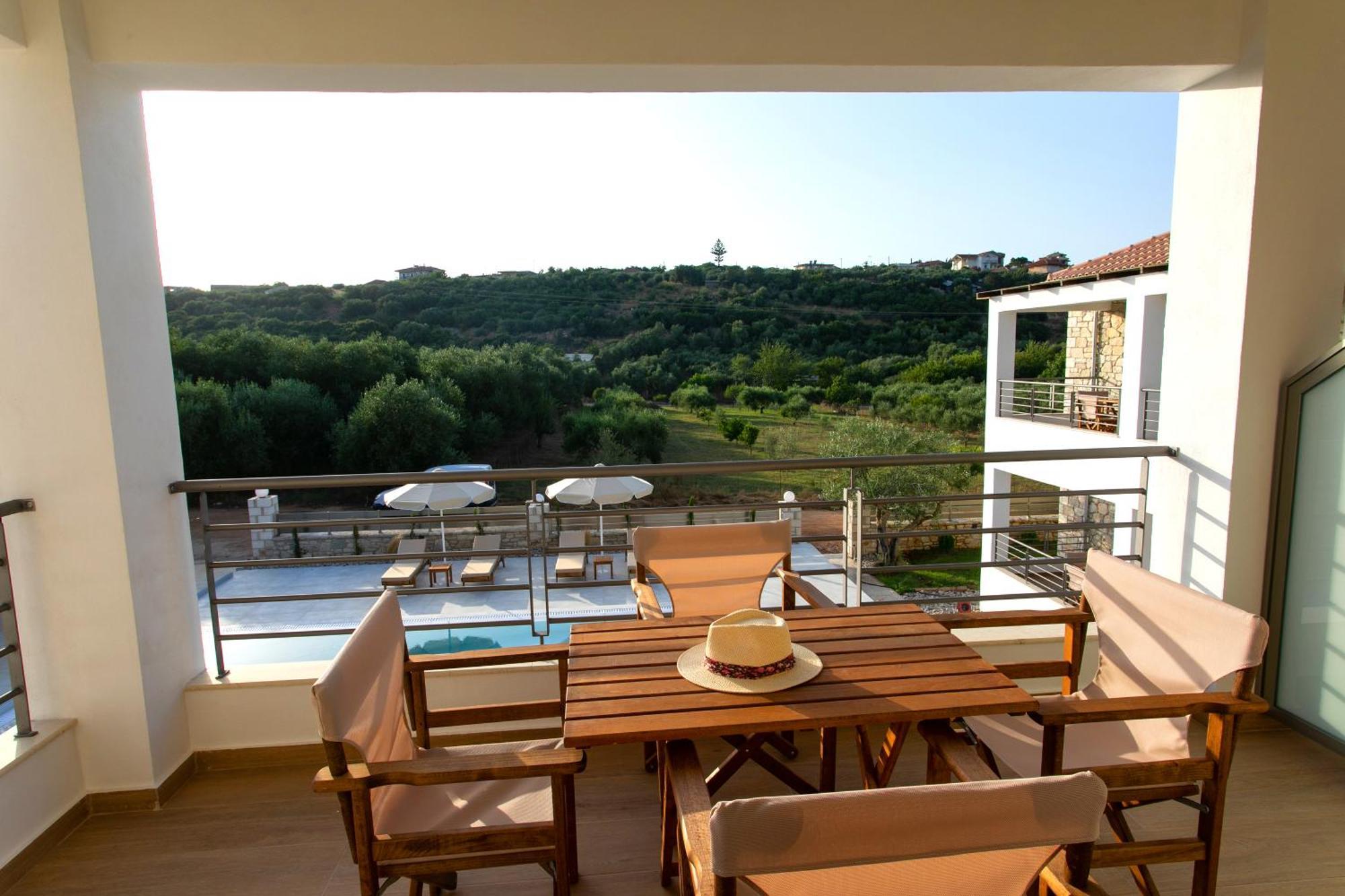 Michelangelo Suites And Apartments Valanidorachi Extérieur photo