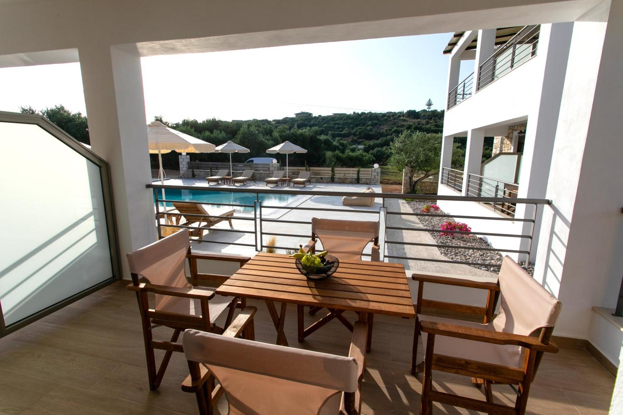 Michelangelo Suites And Apartments Valanidorachi Extérieur photo